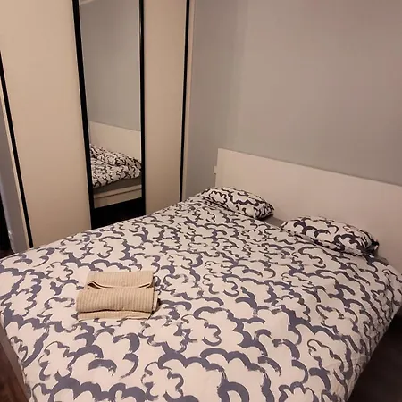 Bóźnicza Retreat With Free Parking&coffee! Apartamento Poznan