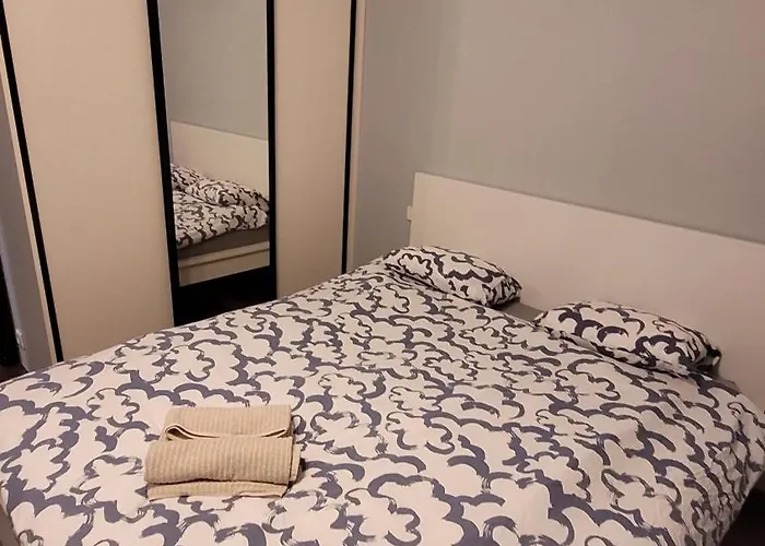 Bóźnicza Retreat With Free Parking&coffee! Apartamento Poznan